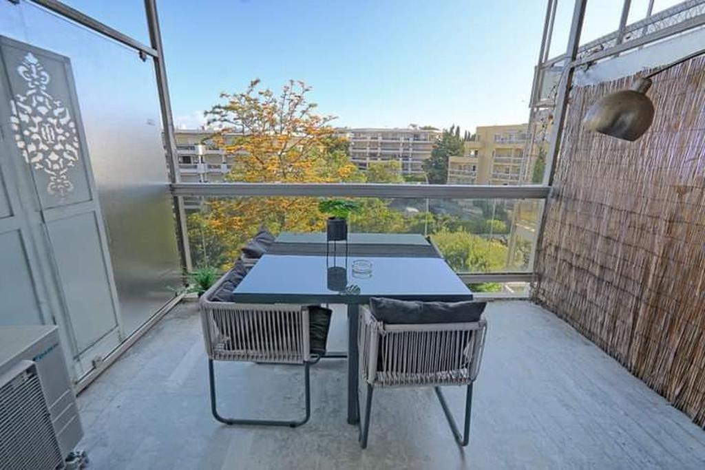 Juan Les Pins Tanit Studio Climatise Vue Sur Mer Piscine Antibes Exterior photo